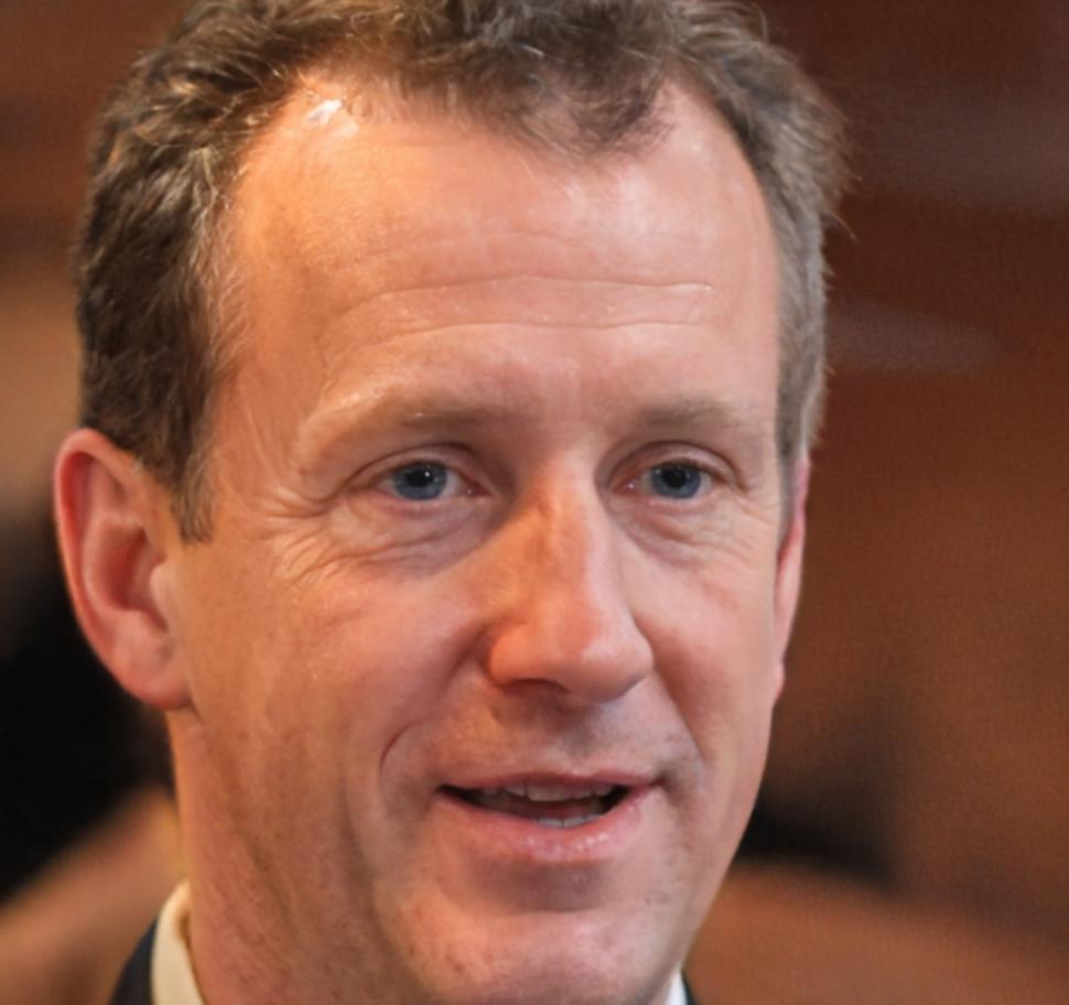 Ritratto professionale di Matteo Carbone